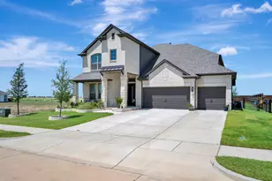 4204 Hacienda Pkwy, Joshua, TX 76058 - Photo 1