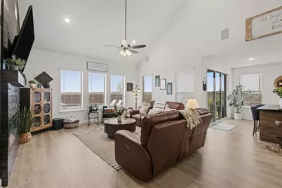 4204 Hacienda Parkway, Joshua, TX 76058 - Photo 6