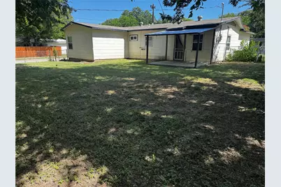 2009 Cloverdale Street, Arlington, TX 76010 - Photo 4