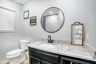 364 Melrose Dr, Woodway, TX 76712 - Photo 18