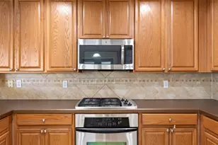 4207 Bayside Ct, Arlington, TX 76016 - Photo 10