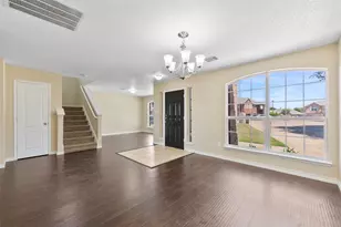 4207 Bayside Ct, Arlington, TX 76016 - Photo 4