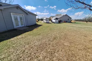 289 Pack Saddle Pass, Abilene, TX 79602 - Photo 4