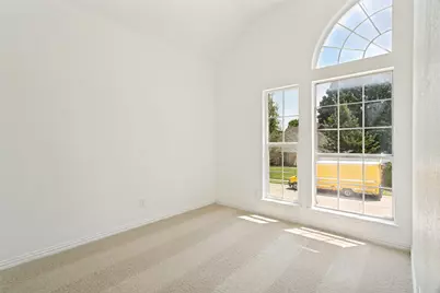 2116 Montclair Lane, Lewisville, TX 75067 - Photo 36
