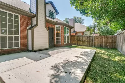 2116 Montclair Lane, Lewisville, TX 75067 - Photo 38