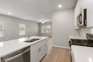 1414 Bridgestone Dr, Princeton, TX 75071 - Photo 10