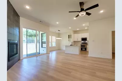 3708 Creek View Drive, McKinney, TX 75071 - Photo 6