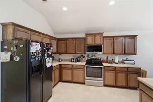 1516 Baslow Ln, Burleson, TX 76028 - Photo 14