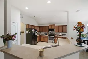1516 Baslow Ln, Burleson, TX 76028 - Photo 12