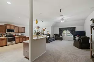 1516 Baslow Ln, Burleson, TX 76028 - Photo 6