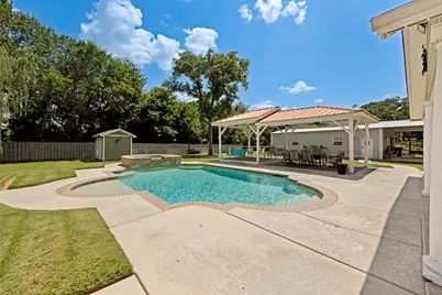 112 Towering Oaks Court, Burleson, TX 76028 - Photo 26