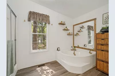 104 Arunda Court, Weatherford, TX 76085 - Photo 10