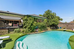 9212 Clover Valley Dr, Dallas, TX 75243 - Photo 20