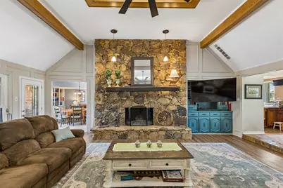 9212 Clover Valley Drive, Dallas, TX 75243 - Photo 4
