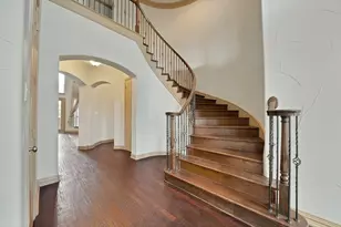 2245 Homestead Ln, Plano, TX 75025 - Photo 4