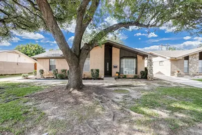 1226 Glen Loch Drive, Irving, TX 75062 - Photo 6