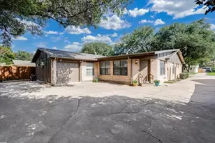 1226 Glen Loch Dr, Irving, TX 75062 - Photo 30