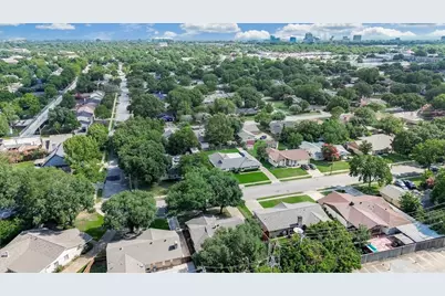 1226 Glen Loch Drive, Irving, TX 75062 - Photo 34