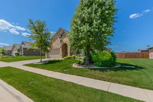 500 Smart Strike Trl, Granbury, TX 76049 - Photo 26