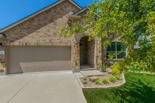500 Smart Strike Trl, Granbury, TX 76049 - Photo 1