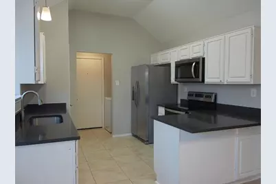 6308 S Chesterfield Drive, Fort Worth, TX 76179 - Photo 4