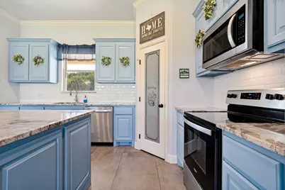 2128 Christine Drive, Granbury, TX 76048 - Photo 8