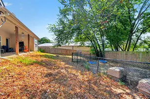 1007 Rebekah Dr, Seven Points, TX 75143 - Photo 32
