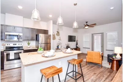 4800 W Illinois Avenue #3111, Dallas, TX 75211 - Photo 4