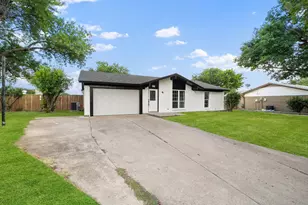 2118 Lamont Dr, Garland, TX 75040 - Photo 4