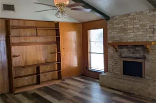 7501 Acapulco Rd, Fort Worth, TX 76112 - Photo 6