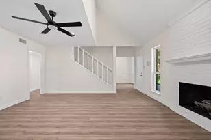 2006 Toulon Ln, Carrollton, TX 75007 - Photo 6