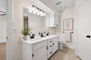 2006 Toulon Ln, Carrollton, TX 75007 - Photo 18