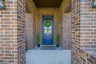 13648 Leatherstem Ln, Fort Worth, TX 76008 - Photo 2