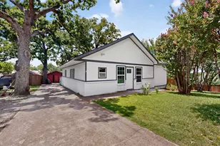 908 W Heron St, Denison, TX 75020 - Photo 2