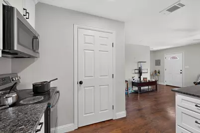 908 W Heron Street, Denison, TX 75020 - Photo 10