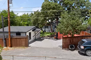 908 W Heron St, Denison, TX 75020 - Photo 4