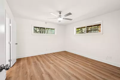 921 Bromwich Street, Garland, TX 75040 - Photo 20