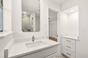 921 Bromwich St, Garland, TX 75040 - Photo 24