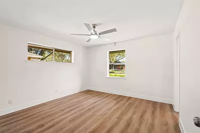 921 Bromwich Street, Garland, TX 75040 - Photo 18