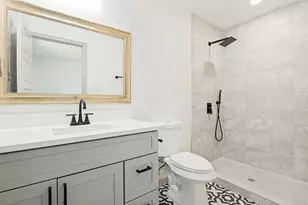 414 Dawson Cir, Grand Prairie, TX 75051 - Photo 10