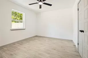 414 Dawson Cir, Grand Prairie, TX 75051 - Photo 14