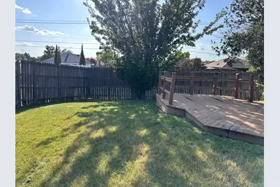 3701 Clover Hill Lane, Carrollton, TX 75007 - Photo 28