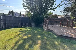3701 Clover Hill Ln, Carrollton, TX 75007 - Photo 28