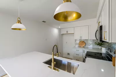 306 Bardfield Avenue, Garland, TX 75041 - Photo 24