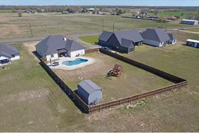 6514 Old Clarksville Road, Reno, TX 75462 - Photo 10