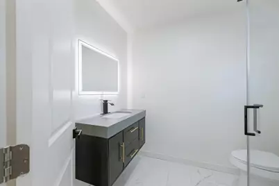 908 Raintree Road, Fort Worth, TX 76103 - Photo 20
