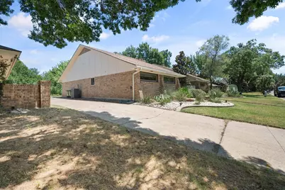 2211 Southcrest Drive, Arlington, TX 76013 - Photo 30