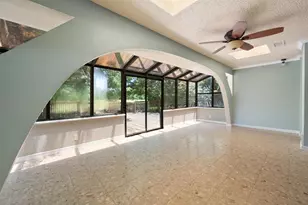 2211 Southcrest Dr, Arlington, TX 76013 - Photo 10