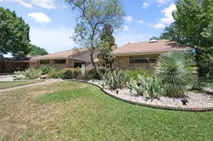 2211 Southcrest Dr, Arlington, TX 76013 - Photo 4
