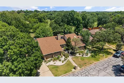 2211 Southcrest Drive, Arlington, TX 76013 - Photo 2